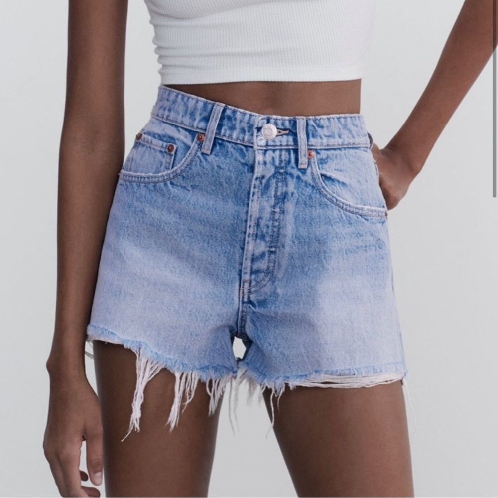 Zara Shorts Size 4 High Waisted Distressed Denim Boho Vacation Summer Casual